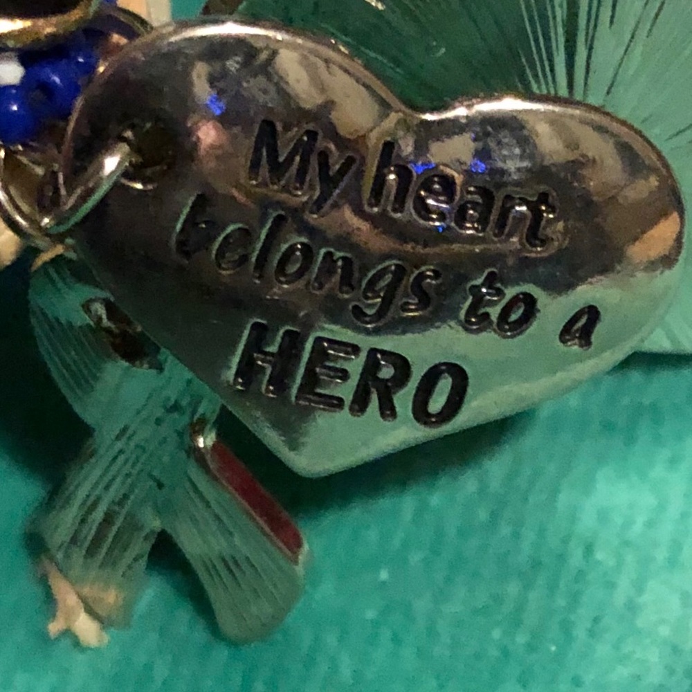 LOVE HONOR AND COMMITMENT - Picture 5 of 8